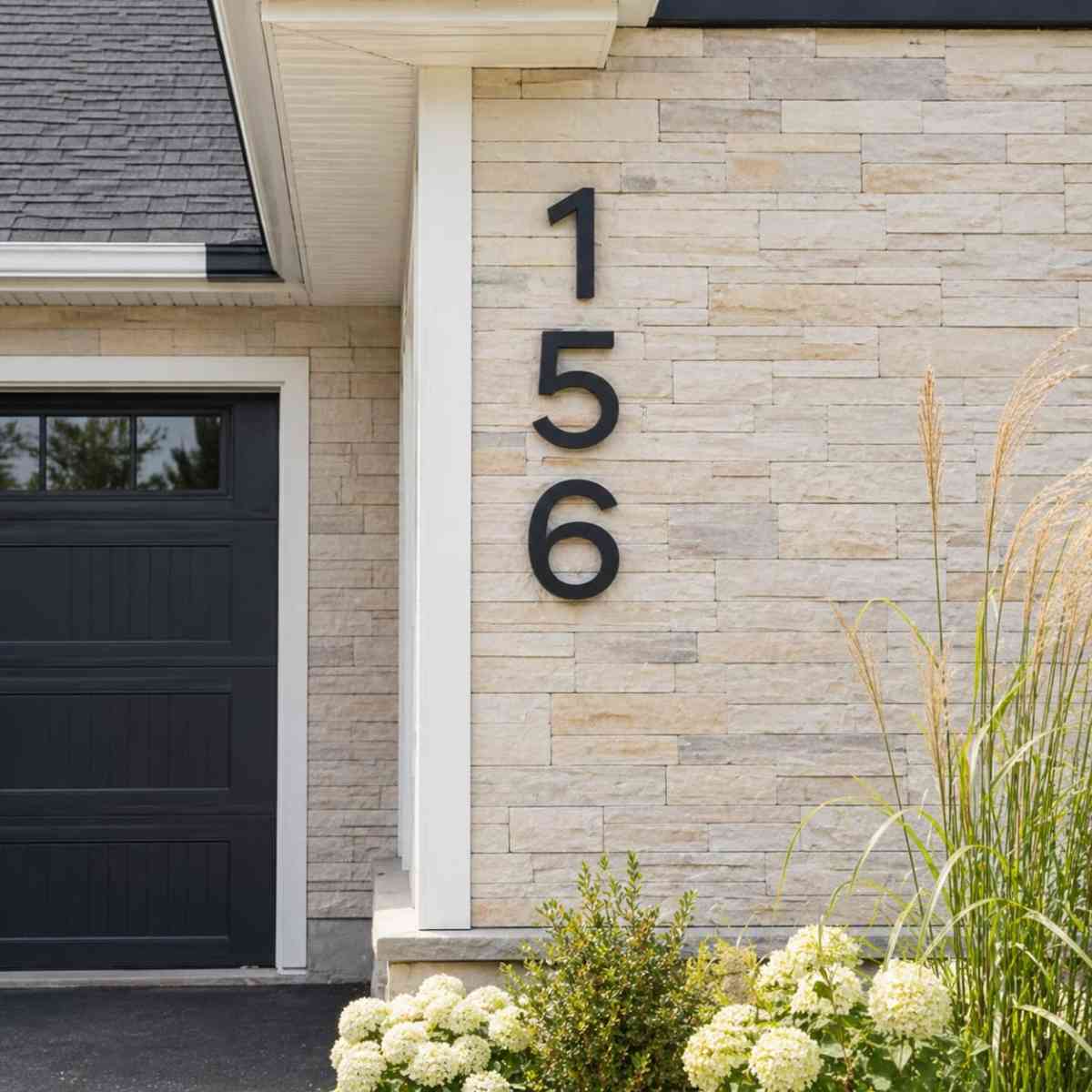 House numbers poor alignment example